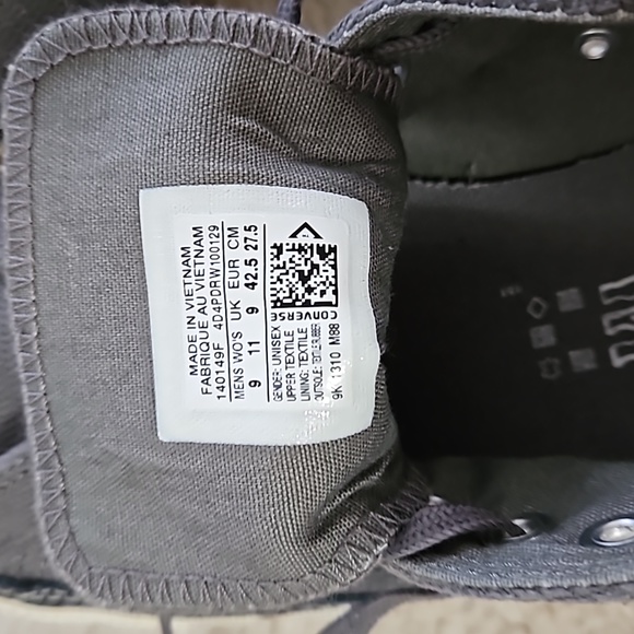 Converse Dark Gray Sneakers, Men Size  9 or Women Size 11 - Picture 7 of 8